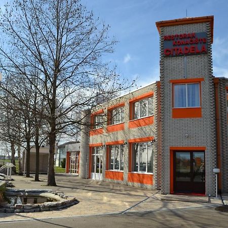 Motel Citadela 023 Зренянин Экстерьер фото